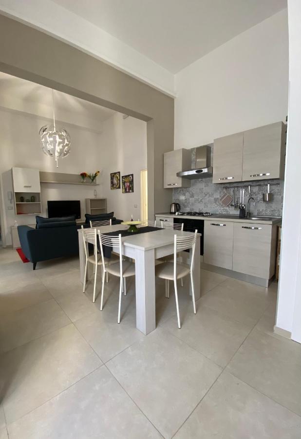 אבולה Casa Amurusa & Romantic Room מראה חיצוני תמונה